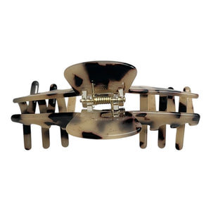 Back view of the Hazel tortoiseshell claw clip showing the spring hinge and wide claw opening.