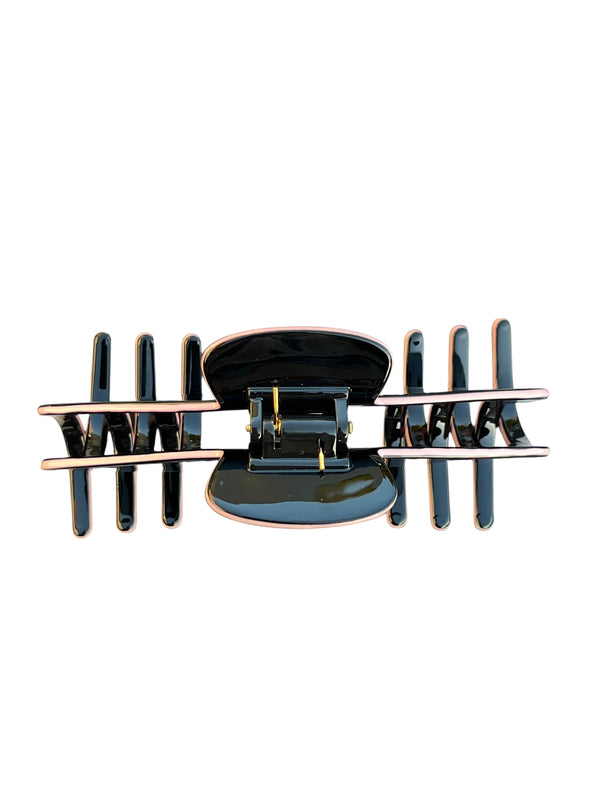 Back view of the Onyx black hat claw clip showing the spring hinge and wide opening designed to secure thick hair.